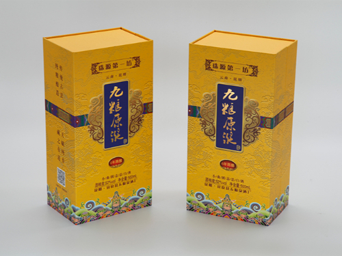 古法傳世百年佳釀，九糧原漿萬古流芳！昆明宜良縣五眼泉酒廠酒盒定做